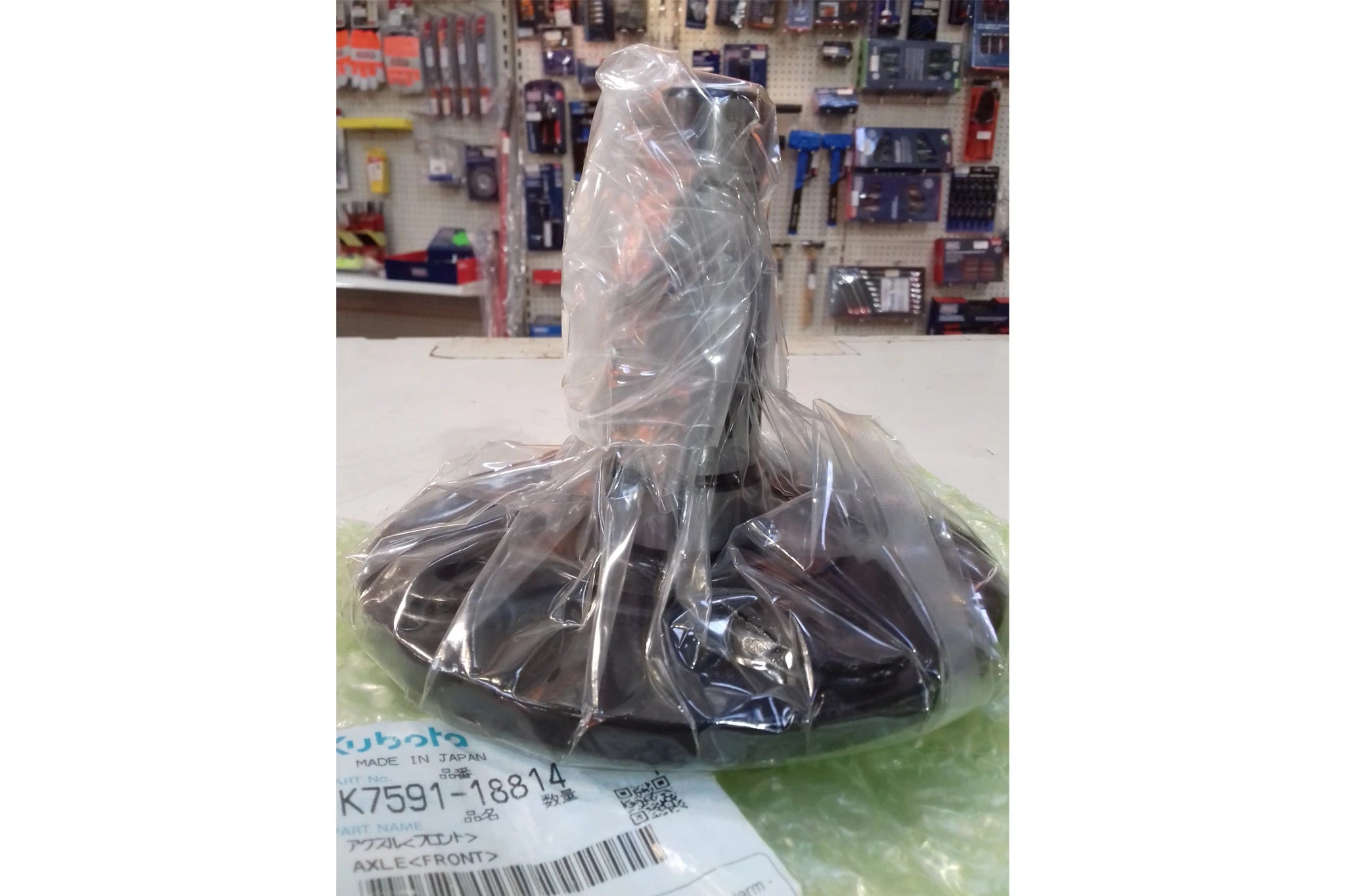Kubota Front Axle for a RTVX900/1110 part K7591-18814