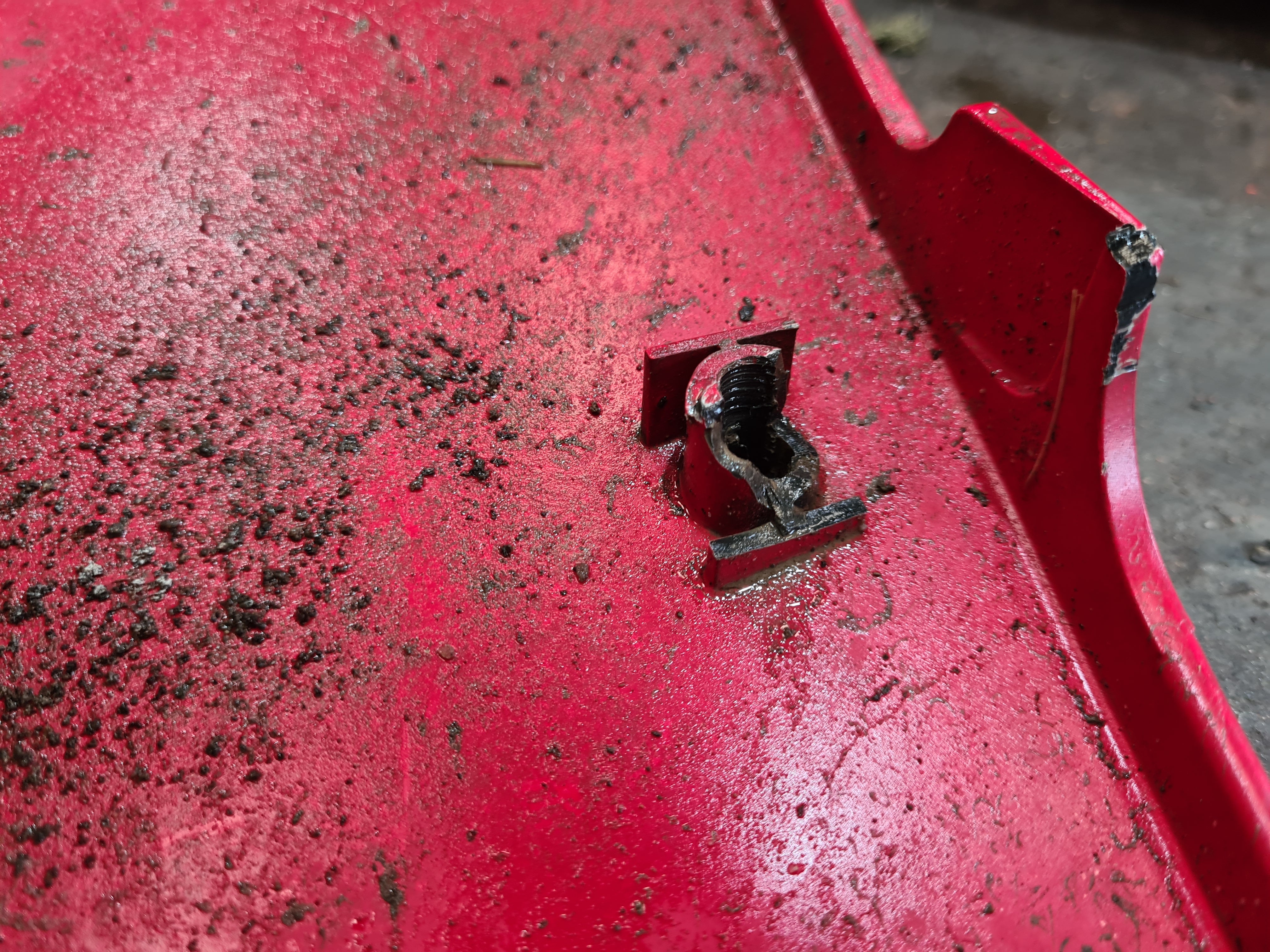 Pair 'A' of MF 6400 6cyl Engine Covers for Tier3 models