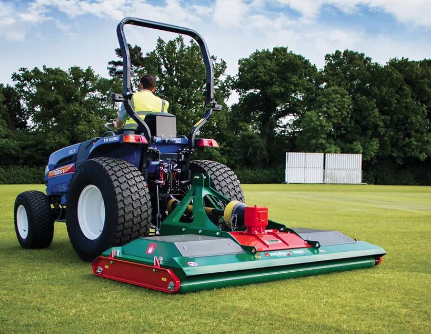 New Wessex RMX-180 Rigid Roller Commercial Mower
