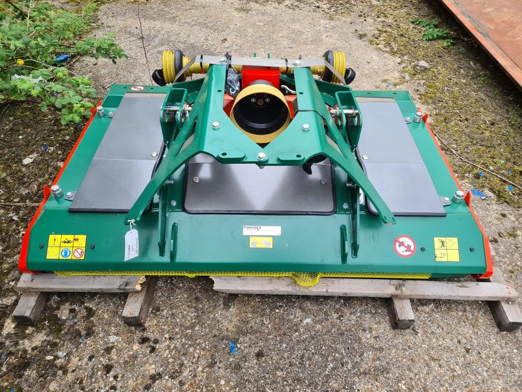 New Wessex RMX-180 Rigid Roller Commercial Mower